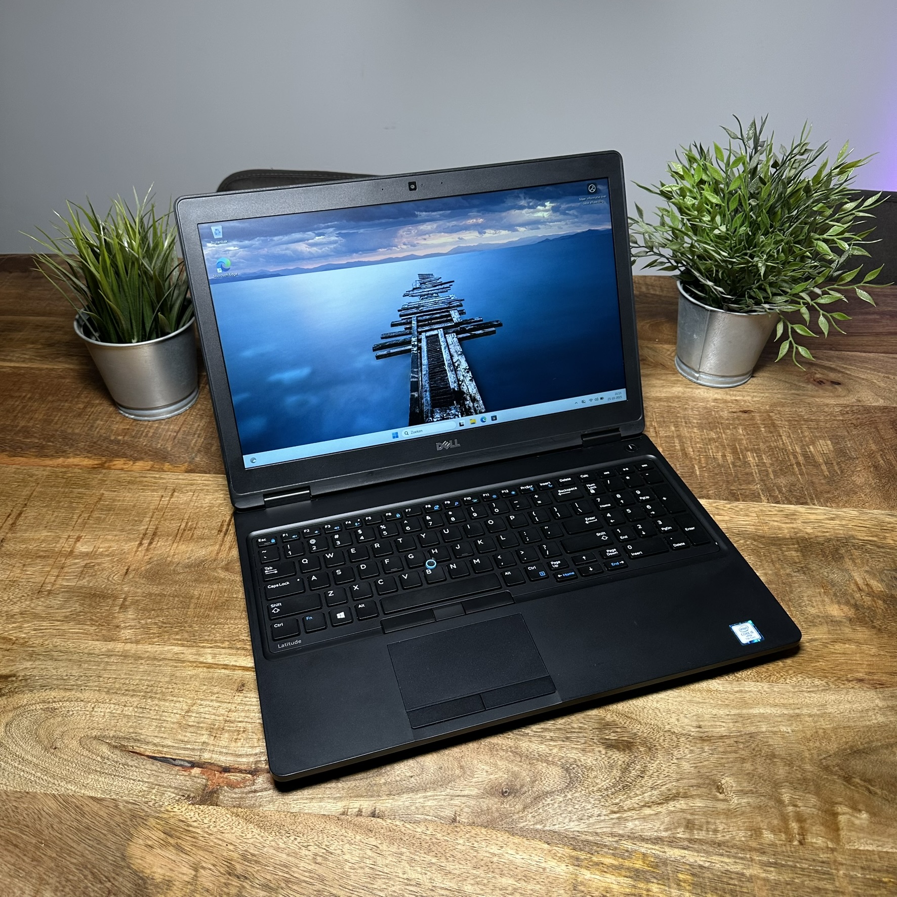Snelle Dell Laptop Gemiddeld Formaat Windows 11 SSD