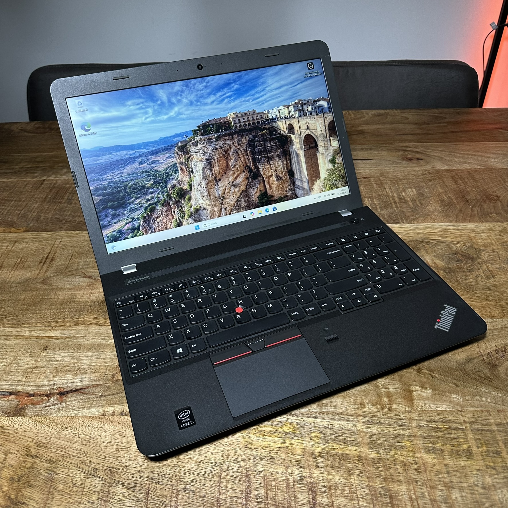 Lenovo ThinkPad Laptop Windows 11 Intel Core i5 SSD